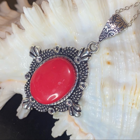Sale* Italian Coral vintage handcrafted pendant - Picture 1 of 7